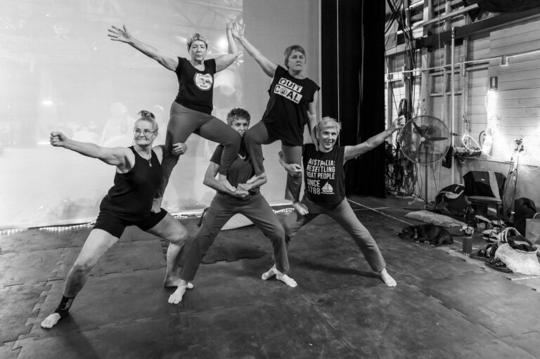 Support Women’s Circus